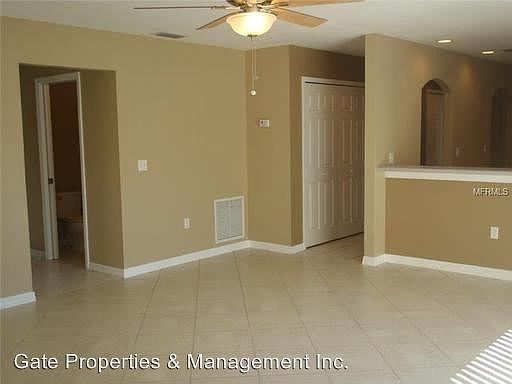 5th image of 1571 E Normandy Blvd