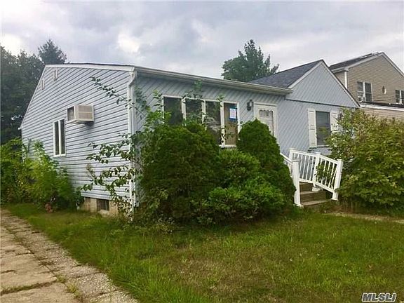 3rd image of 318 S 16th St