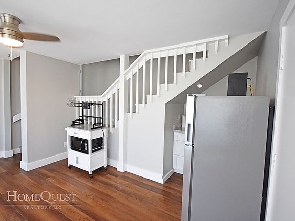 5th image of 443 Maluniu Ave #1/1