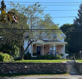 68 Paxton St, Leicester, MA, 01524