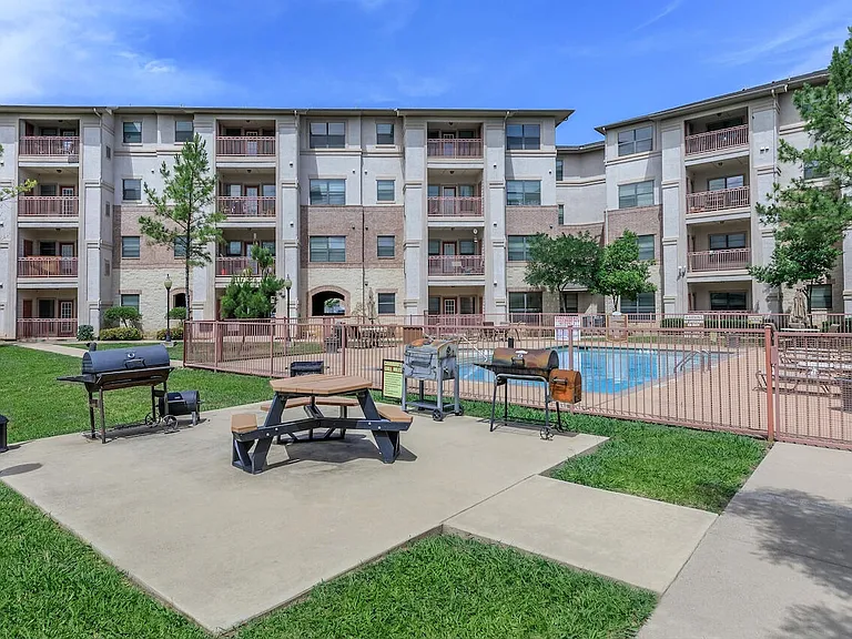 Amelia Parc — Photo 22