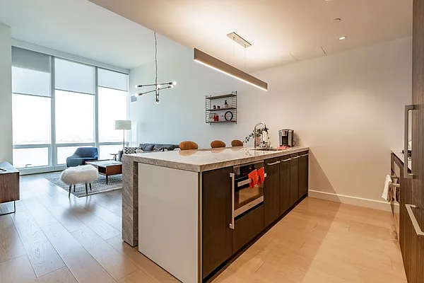Rented by Compass | media 39