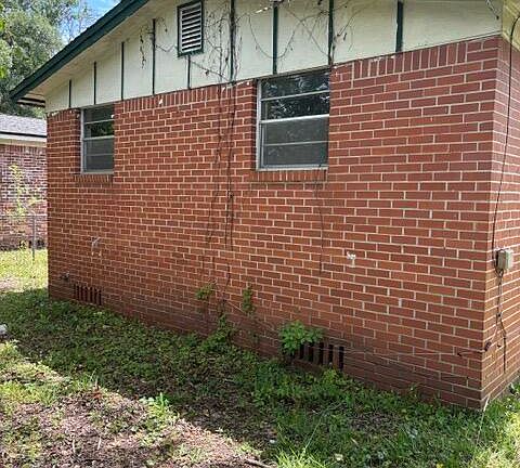 3rd image of 2081 BALDWIN Street