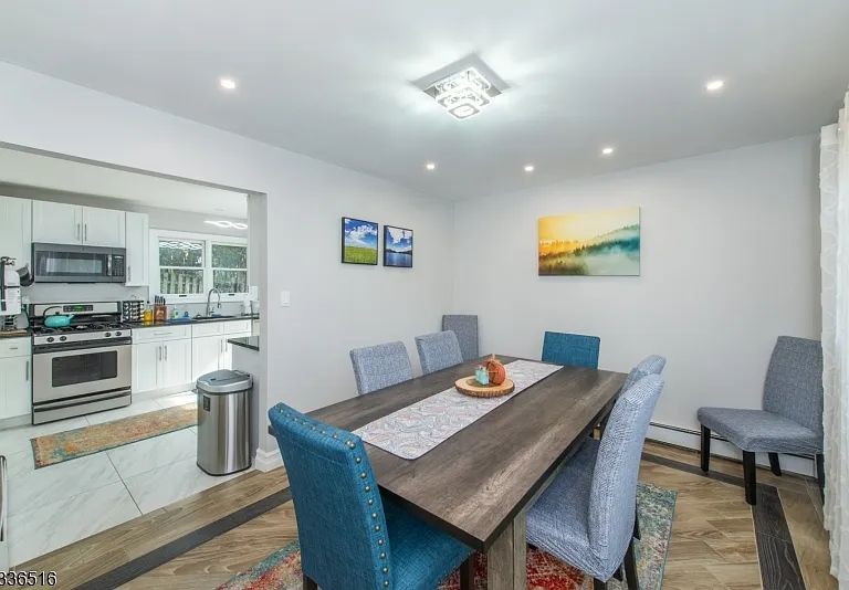 24 Chatham Rd — Photo 10