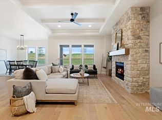 6455 W Piaffe St, Eagle, ID 83616