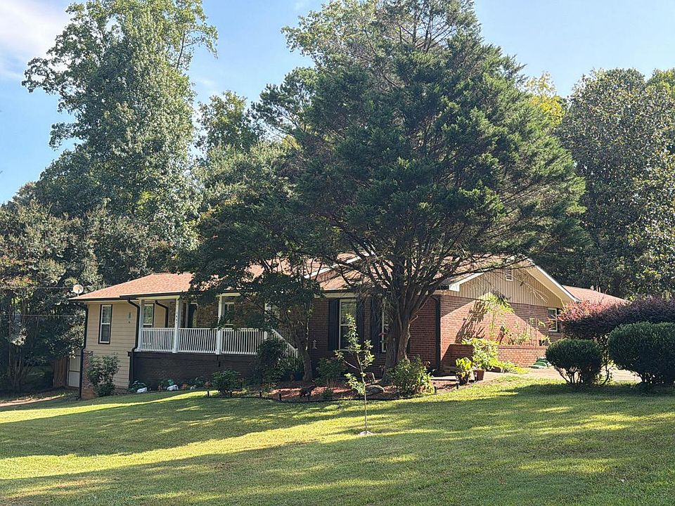 2nd image of 1447 Gardner Rd NW