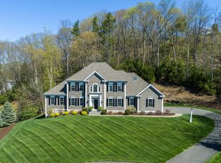 44 W Hills Dr, Avon, CT 06001
