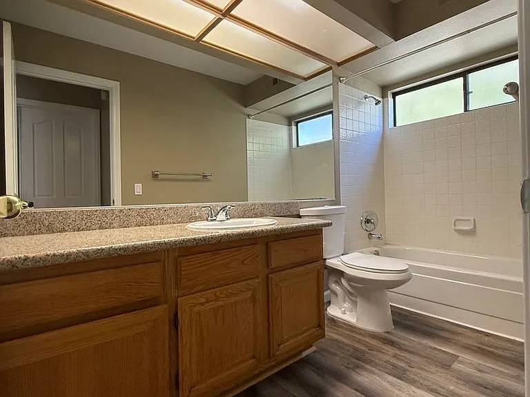 2716 Baycliff Ct — Photo 11
