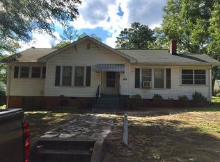 114 Henry St, Abbeville, SC 29620
