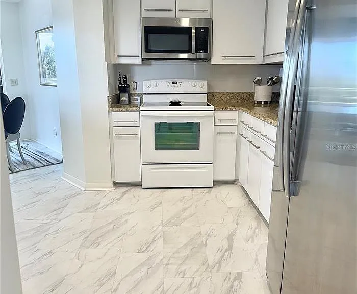 5950 Pelican Bay Plz S #505 — Photo 20