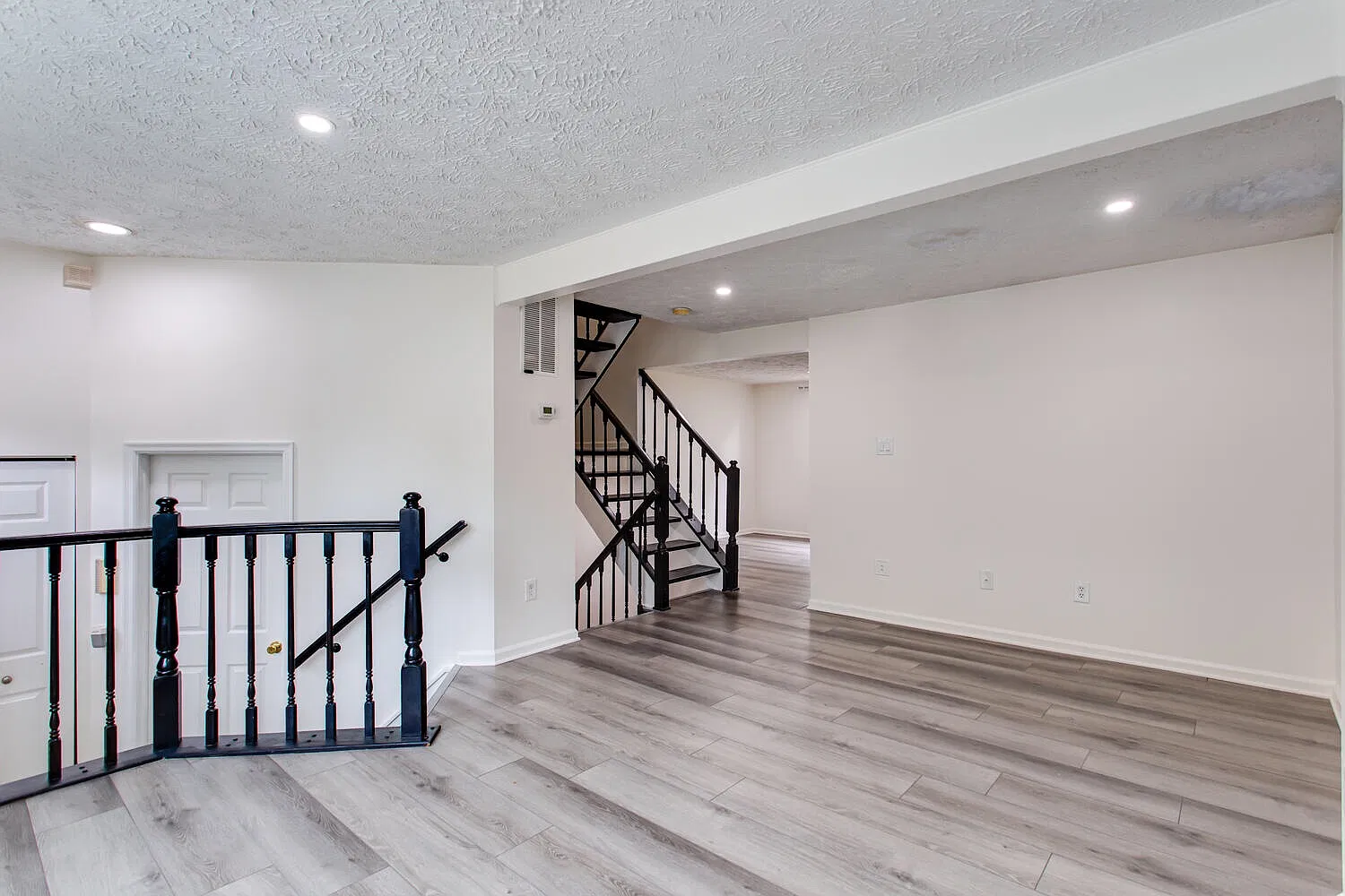 7583 Aspenpark Rd — Photo 4