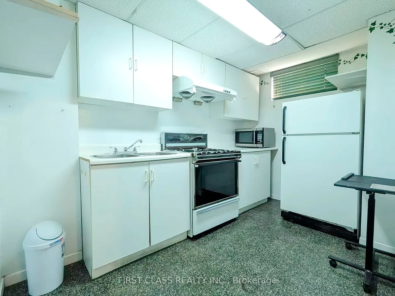 2 bed, $1,750 — Photo 2