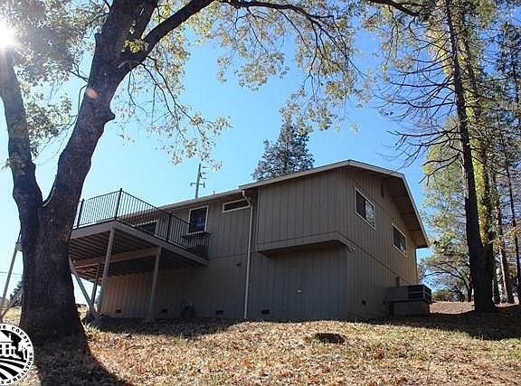 3rd image of 12829 Mueller Dr