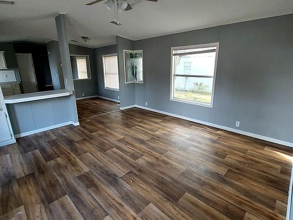 3rd image of 1122 W Verdine St #27
