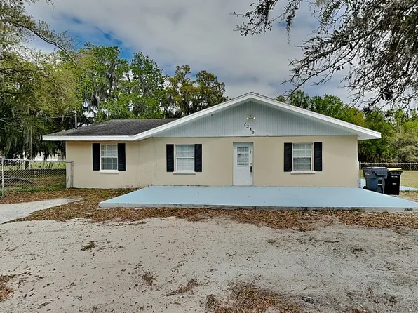 1385 Dean St, Mulberry, FL 33860