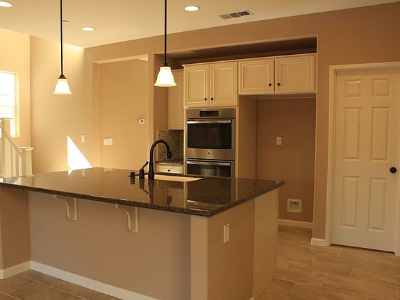 5th image of 422 W San Juan Dr