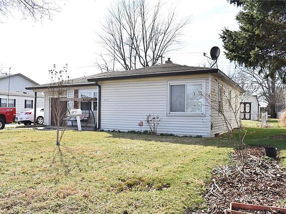 3rd image of 1395 S 9th St