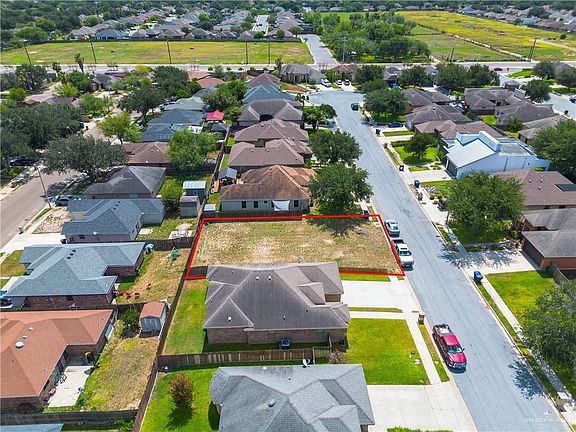 3rd image of 3804 Teal Ave