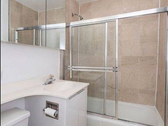 4th image of 6 Charles St APT 1