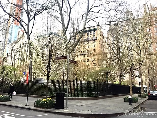 Rented by City Connections Realty | media 15