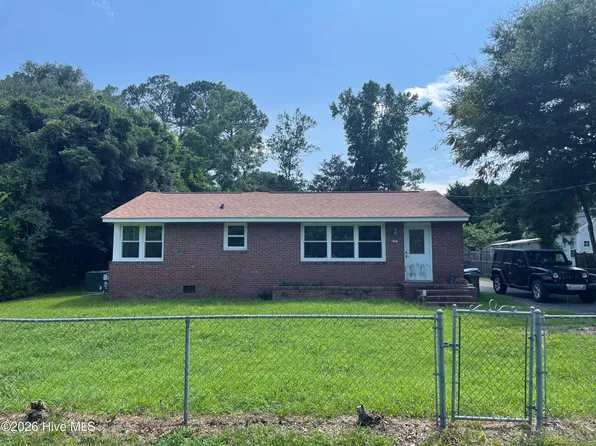 5806 Roseland Drive, Wilmington, NC 28409