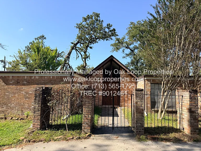 1607 Chestnut Ridge Rd — Photo 2