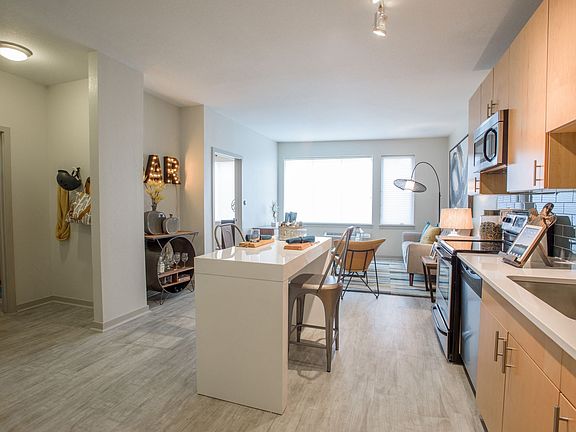 2nd image of 2424 W Caithness Pl #5244986