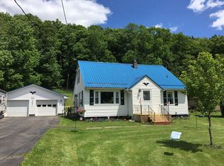 110 Watts Hill Rd, Honesdale, PA 18431