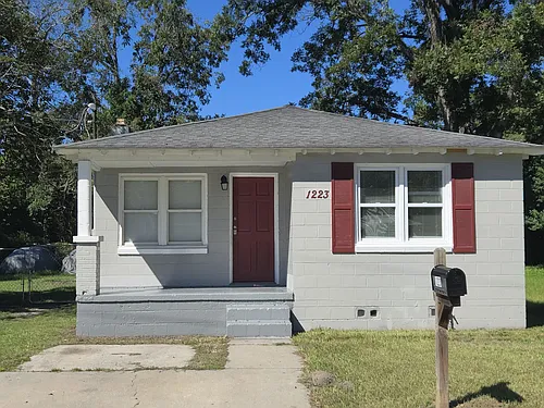 1223 Elliott Ave Photo 1