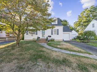 149 N 6th Ave, Manville, NJ 08835