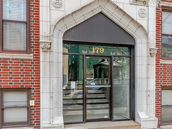 2nd image of 179 Manhattan Ave #C1