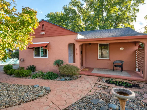 810 Lakeview Dr, Redding, CA 96001
