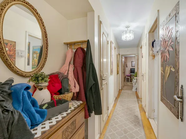 3218 Pleasant Avenue image 23 of 44