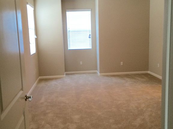 5th image of 520 Aspen Way