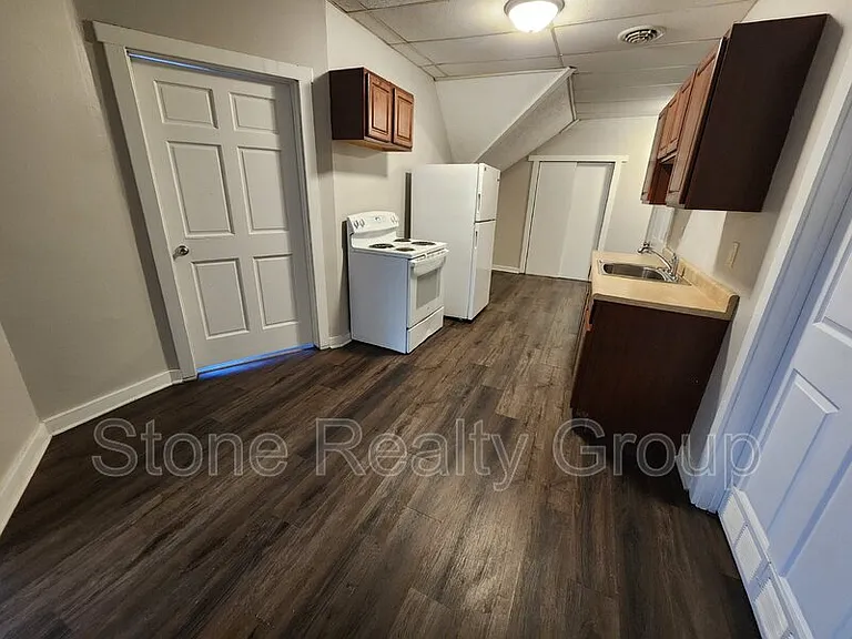 610 S 5th St #D — Photo 3