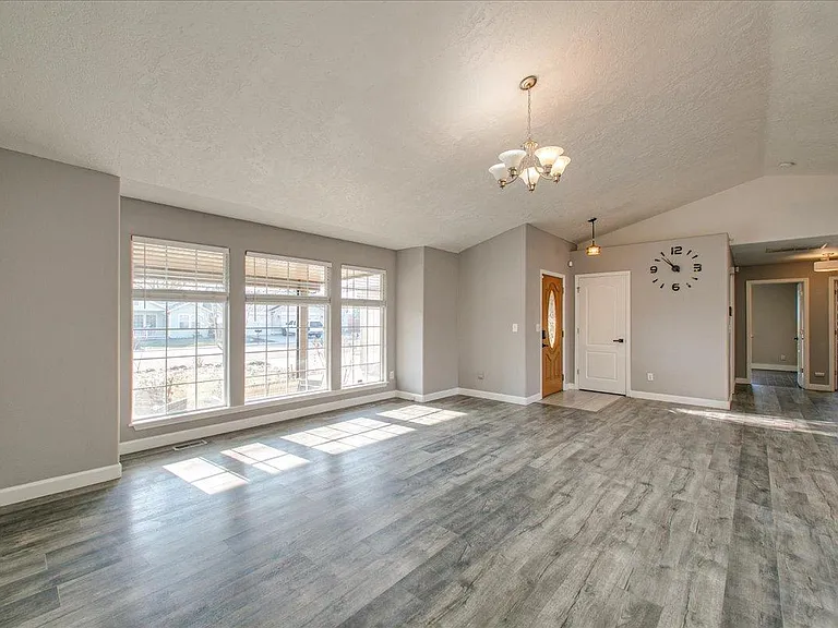 13734 W Meadowdale Dr — Photo 7
