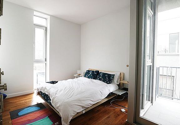 4th image of 31 Kosciuszko St APT 6A
