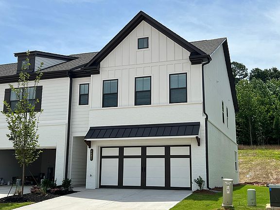 3rd image of 4687 Cypress Park Dr