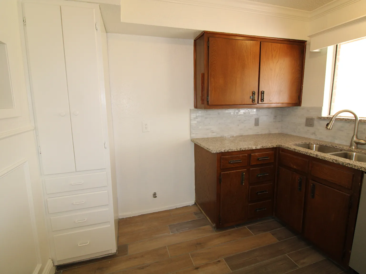 3 bed, 1469 sqft, $1,895 — Photo 3