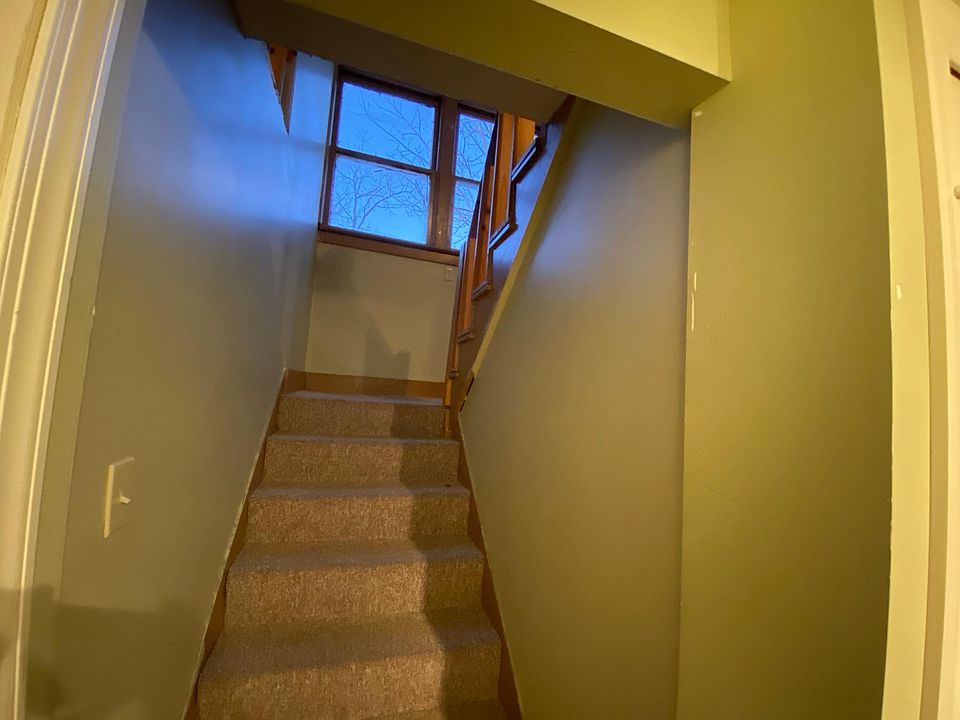 1st image of 462 1/2 S Prospect St