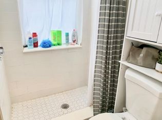 54 Joy St #10F, Boston, MA 02114