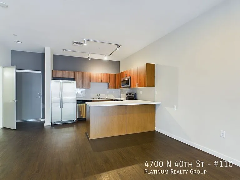 4700 N 40th St #110 — Photo 5