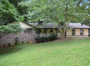 4926 Rock Haven Dr, Lilburn, GA 30047
