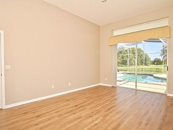 4th image of 14735 Baltusrol Dr