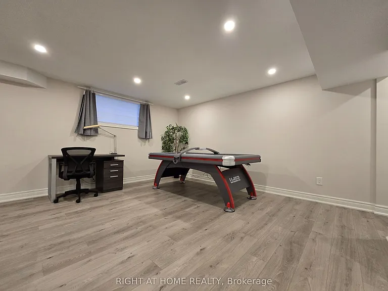 17 Olsen Dr #B — Photo 6