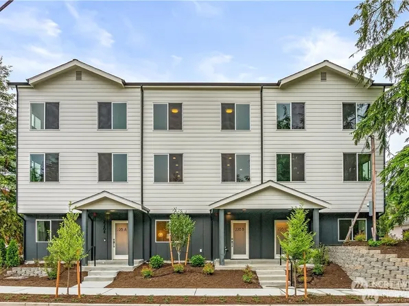 228 NE 180th Street #B, Shoreline, WA 98155