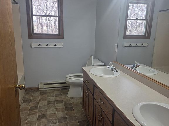 5th image of 1274 Circle Pine Dr