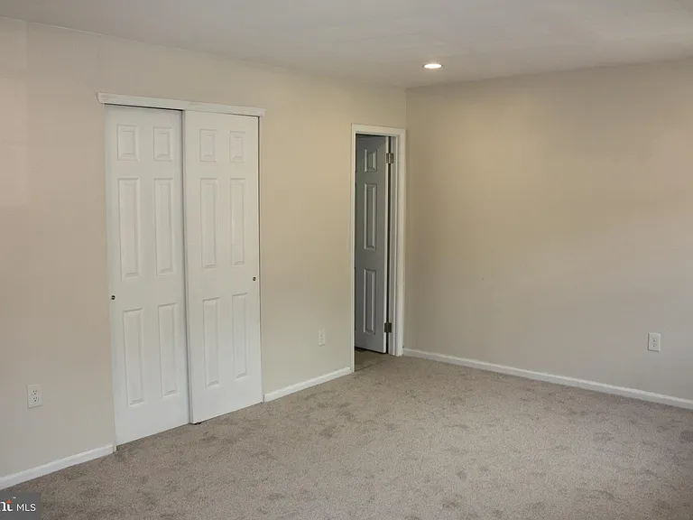 60 Providence Ave — Photo 23
