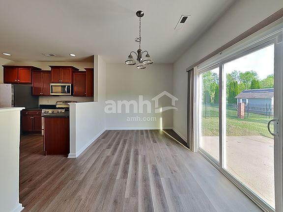 5th image of 3602 Nelson Creek Ln
