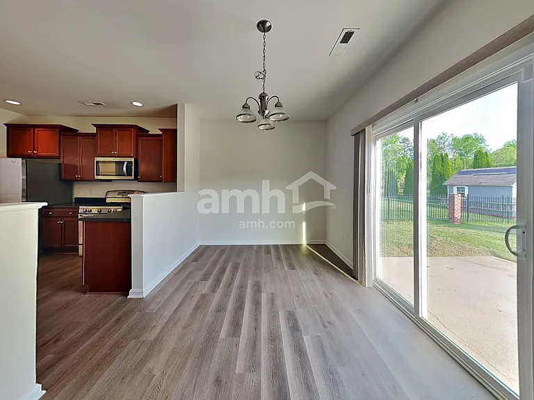 3602 Nelson Creek Ln — Photo 5